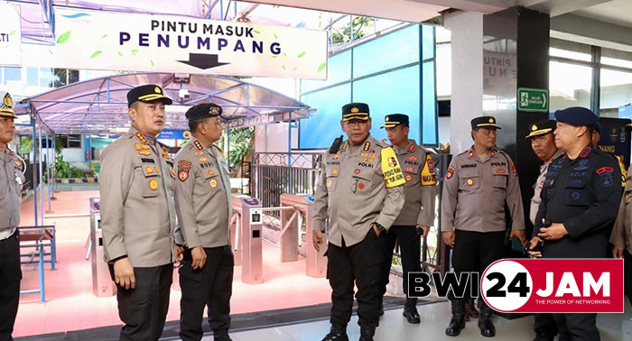 Karo_Ops_Polda_Jatim_dan_Kapolresta_Banyuwangi_Cek_Pelabuhan_ASDP_Ketapang.jpg