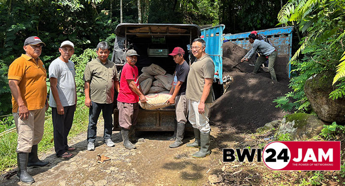 bantuan_material_untuk_bangun_plengsengan_sungai_di_desa_tamansari_licin_bwi2025.jpg