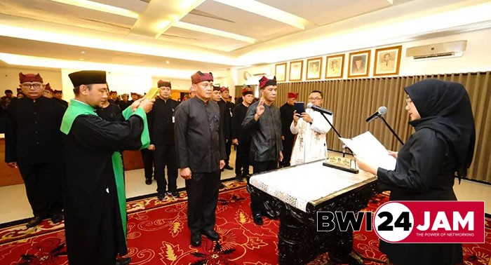 bupati_banyuwangi_ipuk_lantik_5_kadis.jpg
