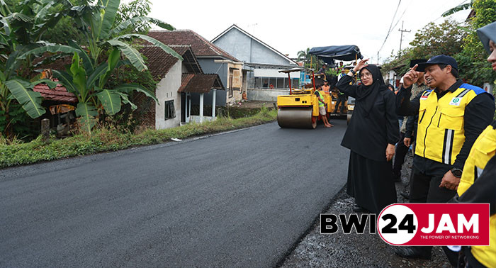 bupati_bwi_ipuk_cek_jalan_2024.jpg