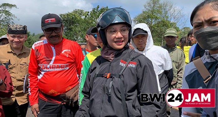 bupati_ipuk_paralayang.jpg