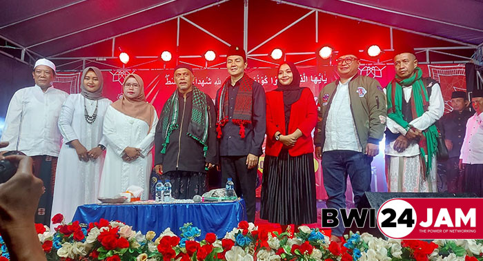 chandra_astan_gelar_sholawat_di_wongsorejo_bwi_2024.jpg