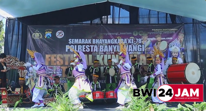 festival_kuntulan_di_polresta_banyuwangi2024.jpg