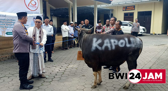 kapolresta_banyuwangi_serahkan_hewan_kurban_2024.jpg