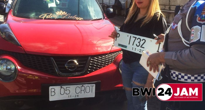 kena_tilang_plat_nomor_palsu_bwi.jpg