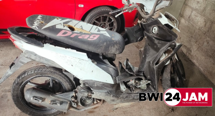 kondisi_sepeda_motor_yang_dirusak.jpg