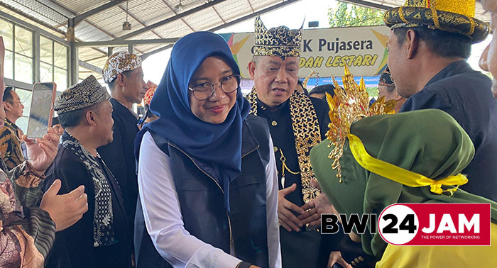 michael_bersama_ipuk_menyalami_pandukung.jpg
