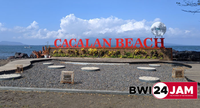 pantai_cacalan_banyuwangi.jpg