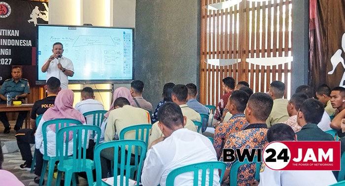 plt_kepala_bakesbangpol_bwi_2023.jpg