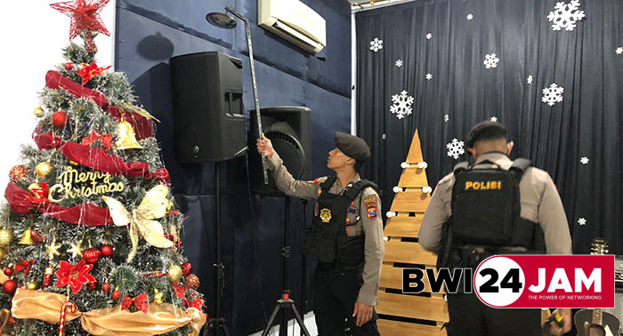 polisi_amankan_gereja_di_banyuwangi_2024.jpg