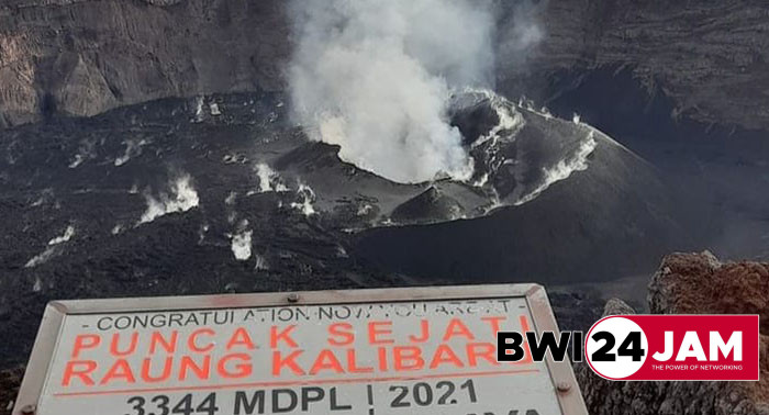 puncak_gunung_raung_banyuwangi_pasca_erupsi_2024.jpg
