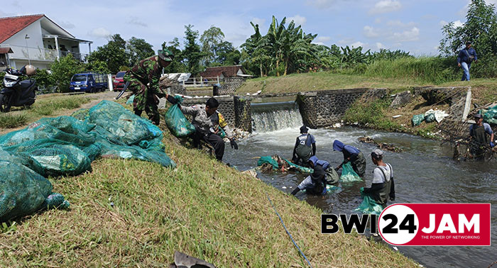relawan_bersih_sampah_banyuwangi2025.jpg