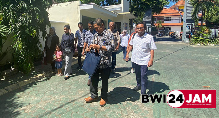 warga_perum_di_bwi_gugat_developer2.jpg